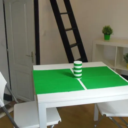 Degaulle Apartmán *